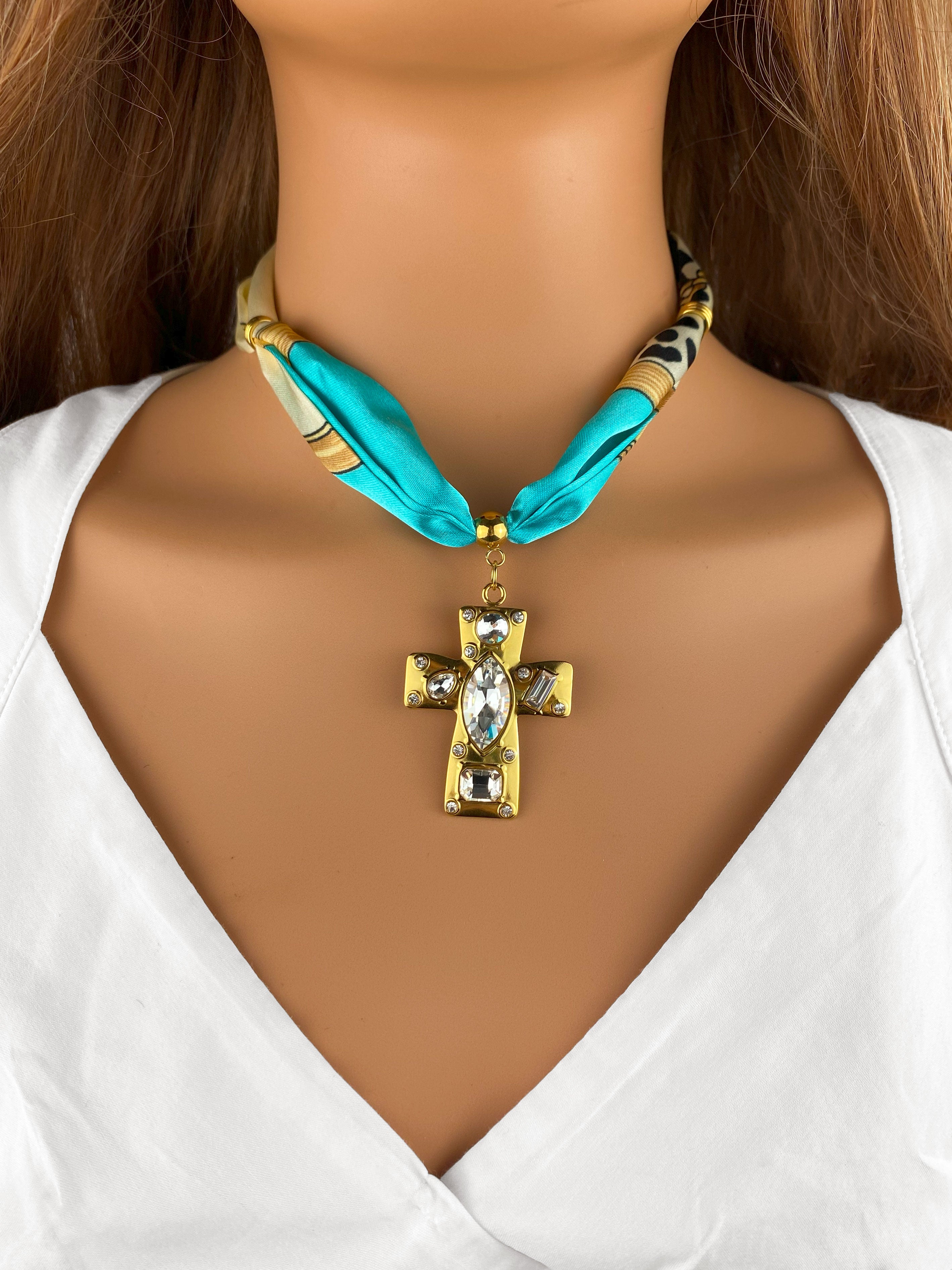 Collar Lupe