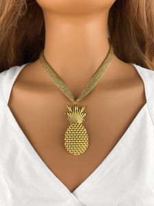 Collar Piña