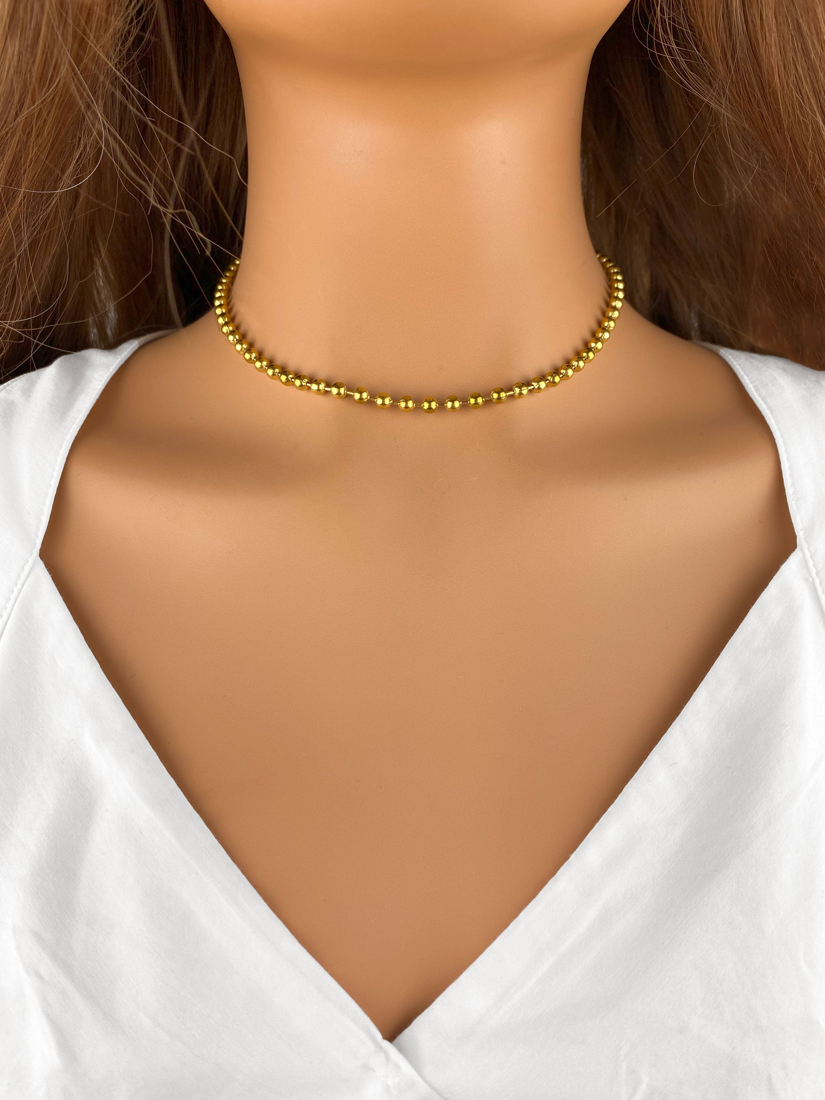Collar Dottie