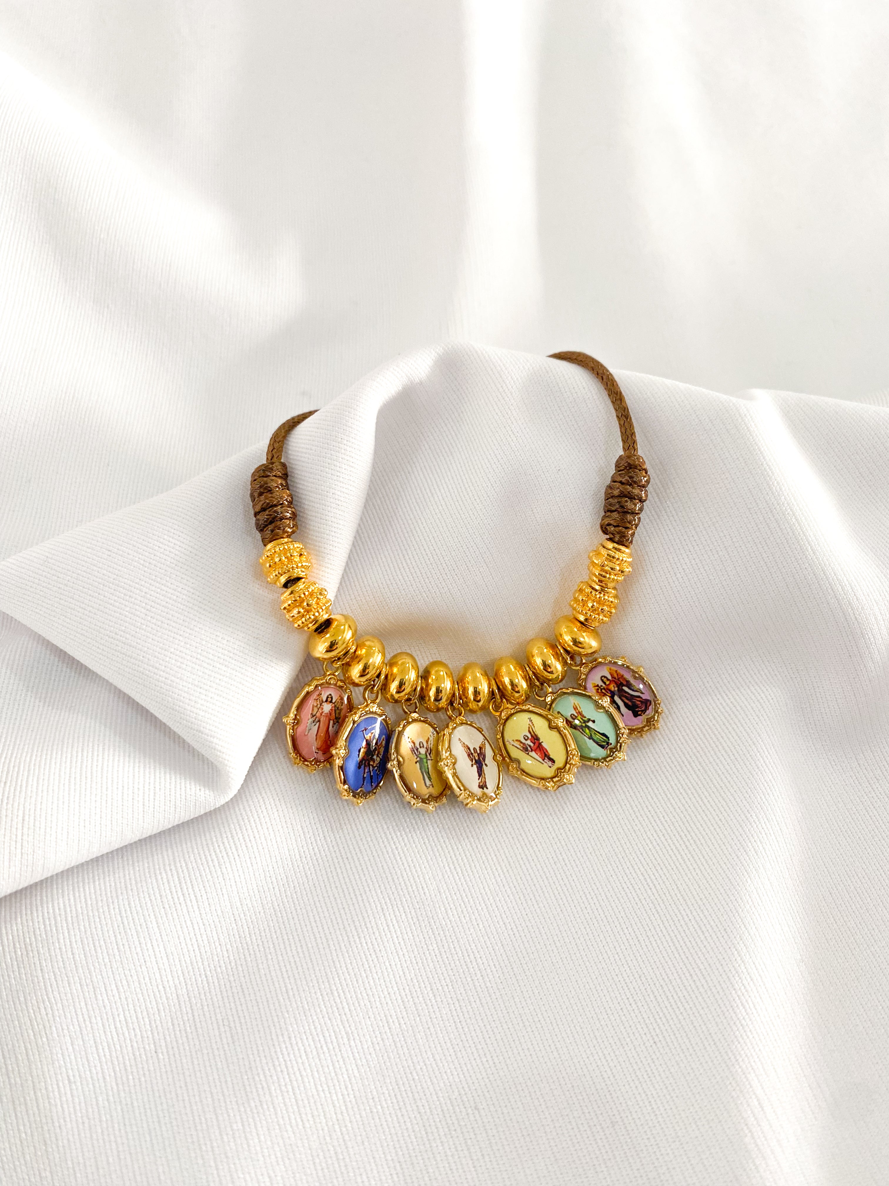 Pulsera Arcángeles café