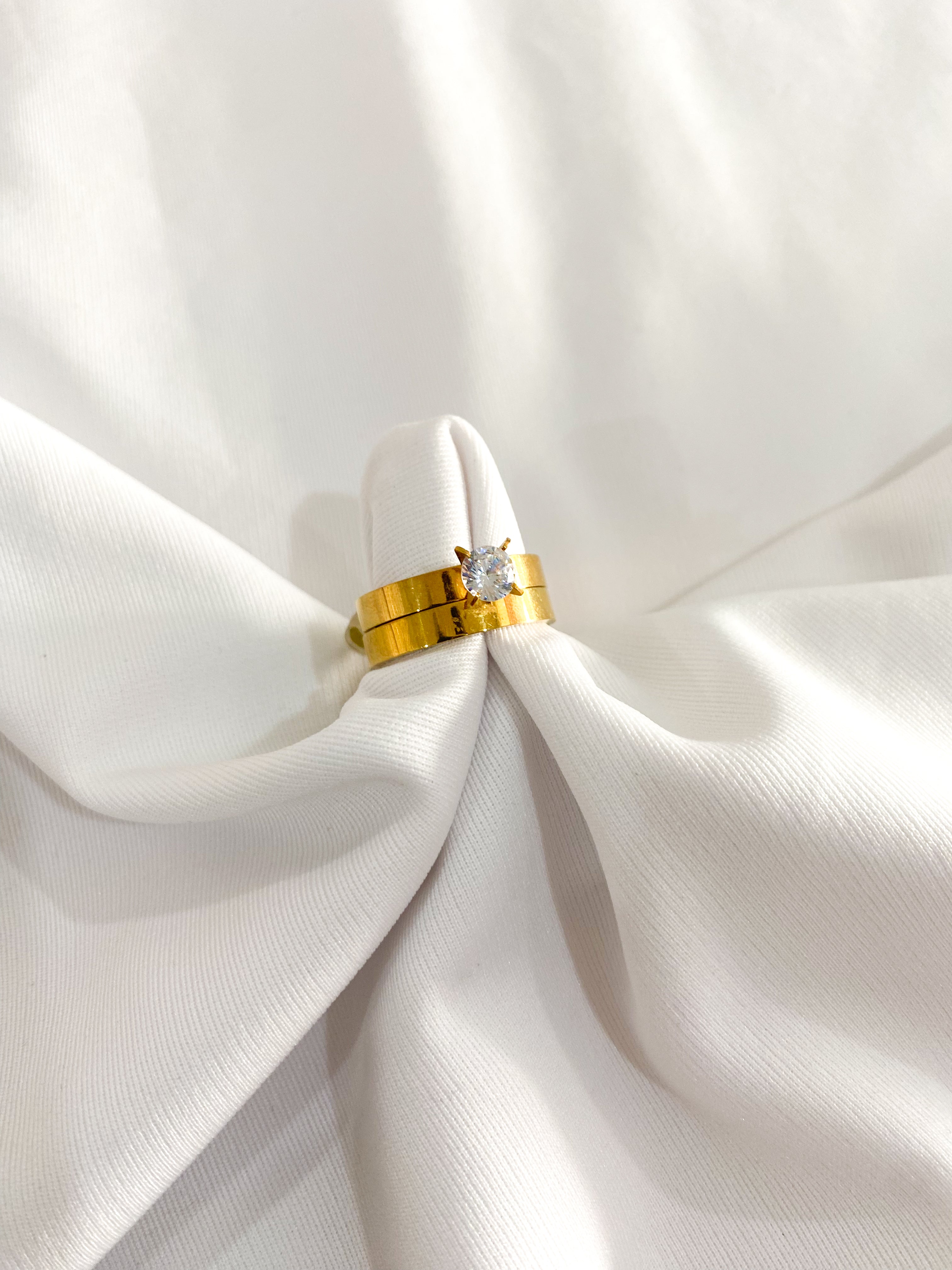 Anillo Karla
