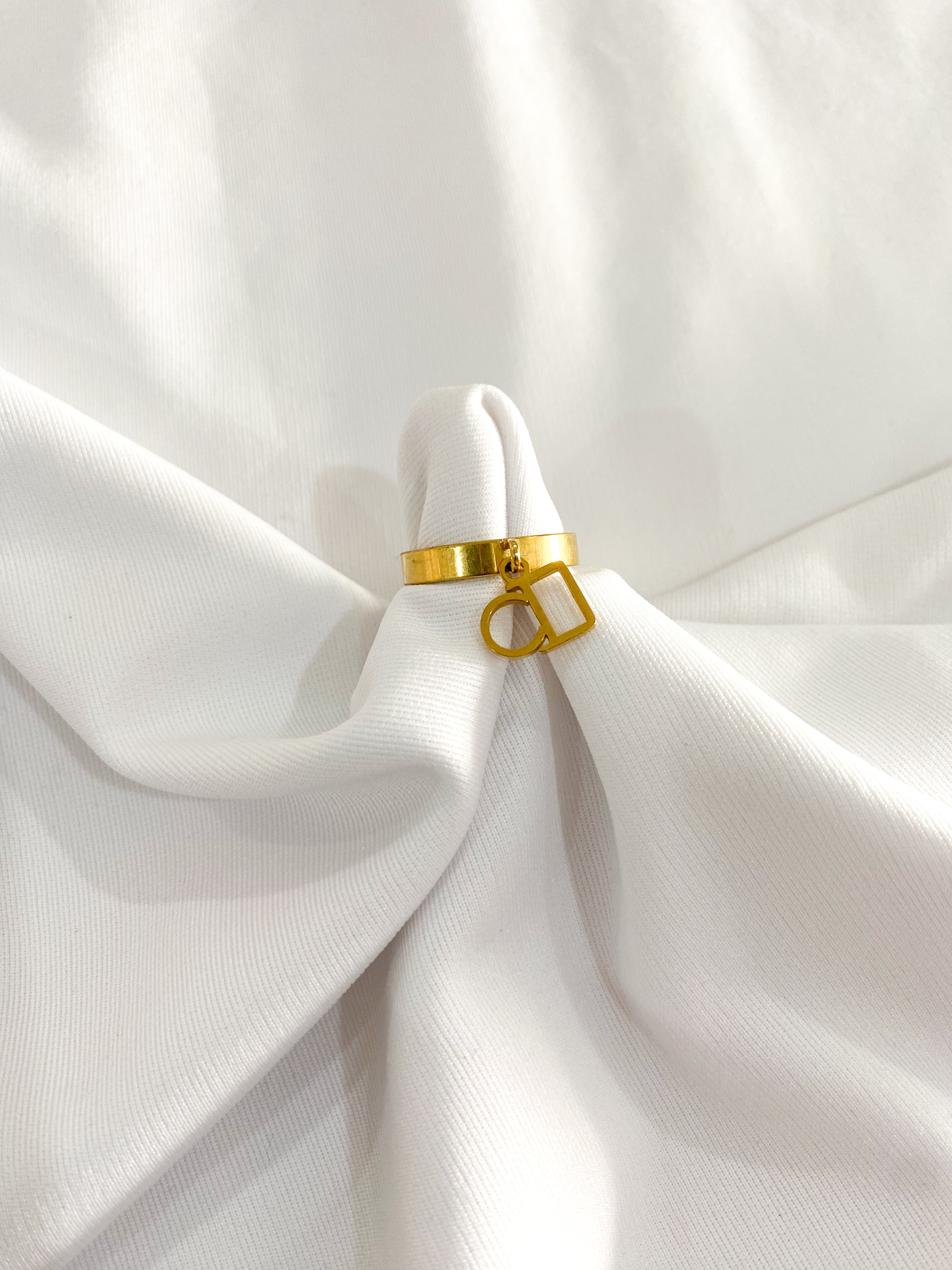 Anillo Julia