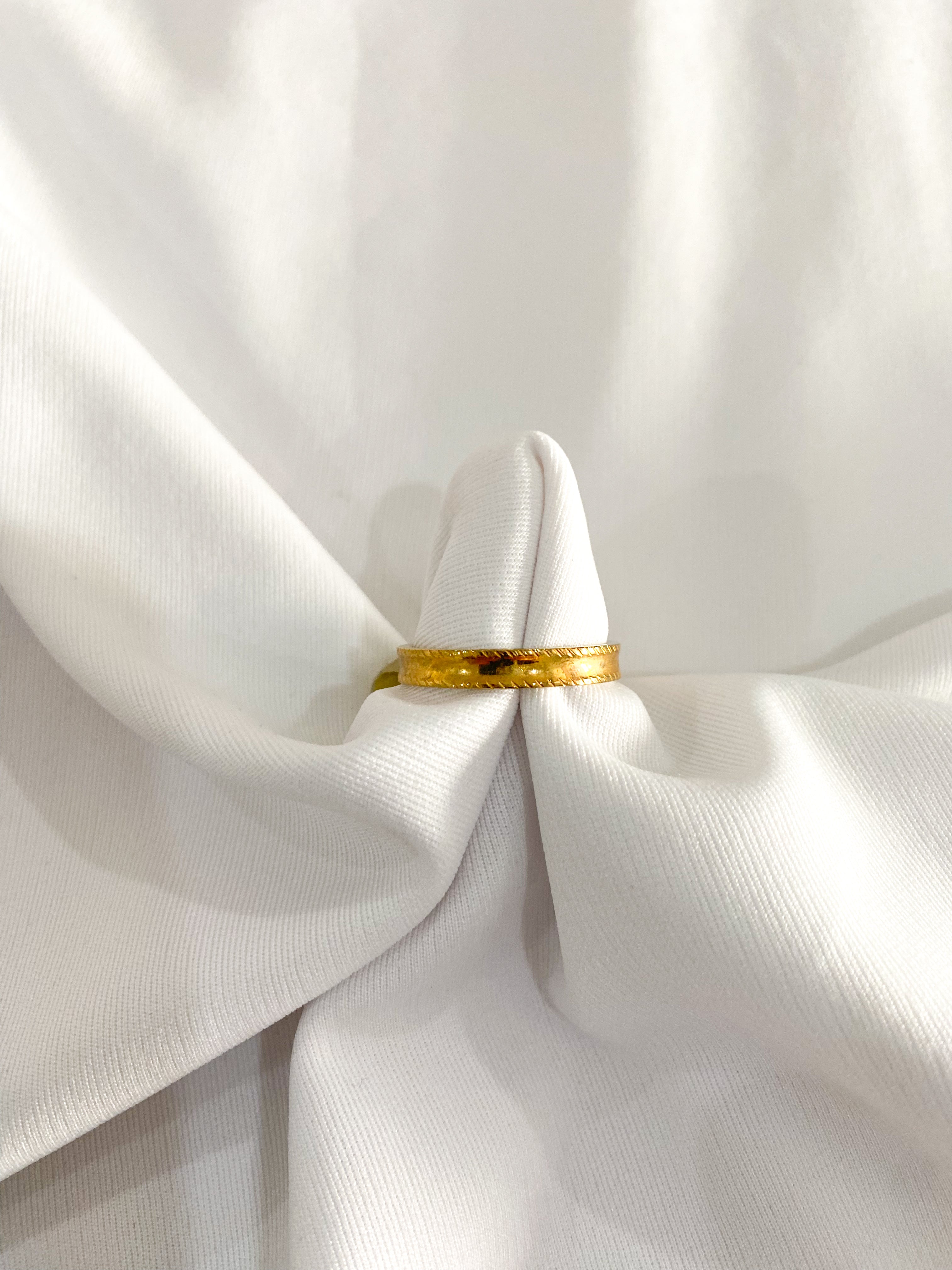 Anillo Gabriela