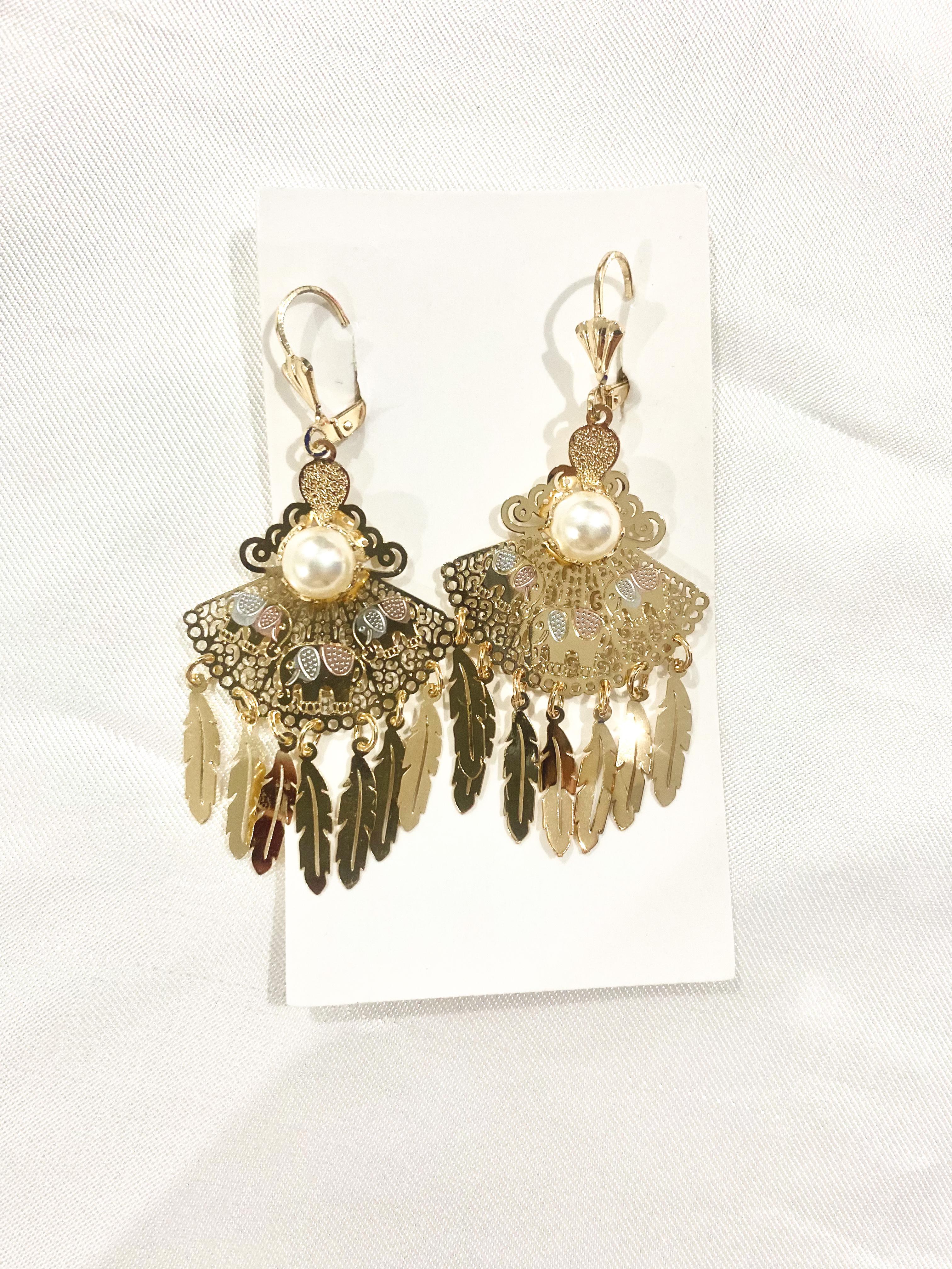 Aretes Emilia