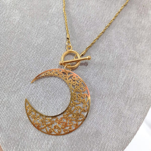 Collar Moon